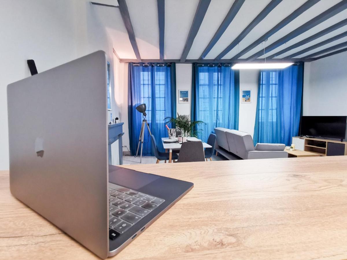 Appartement Ma Douce Charente - Superbe T3 Design Et Fonctionnel - Hyper Centre A Saintes Exterior photo