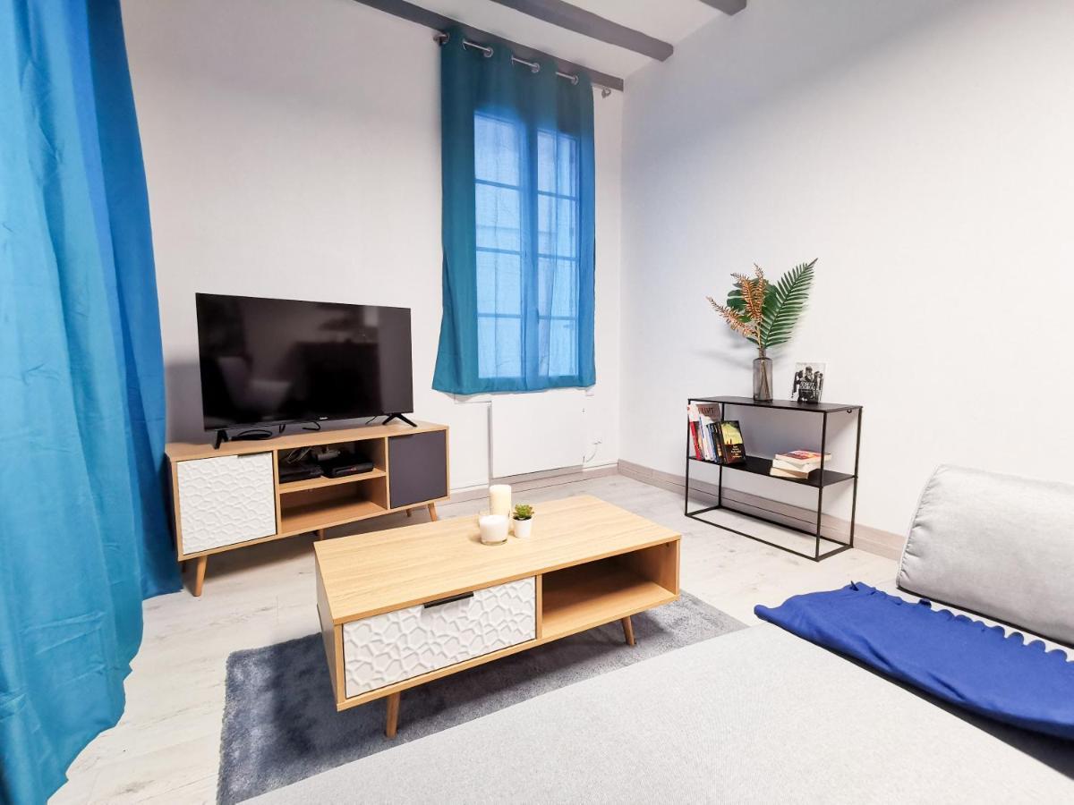 Appartement Ma Douce Charente - Superbe T3 Design Et Fonctionnel - Hyper Centre A Saintes Exterior photo