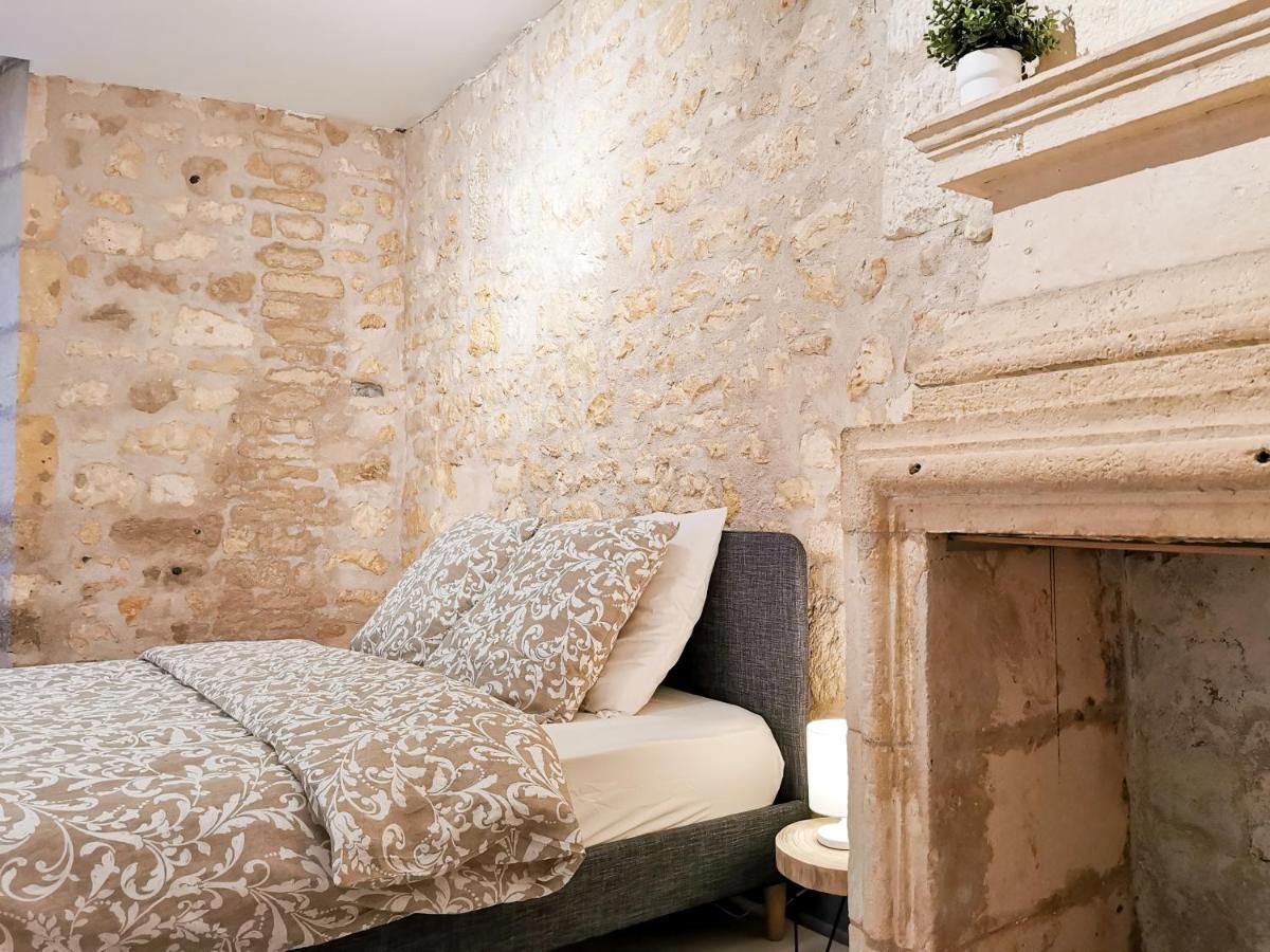 Appartement Ma Douce Charente - Superbe T3 Design Et Fonctionnel - Hyper Centre A Saintes Exterior photo